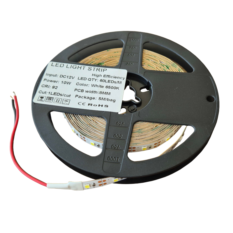 Banda led de culoare albă, 12V, eficienta inalta, 60 led/m, 6500K, 8mm width, 5m